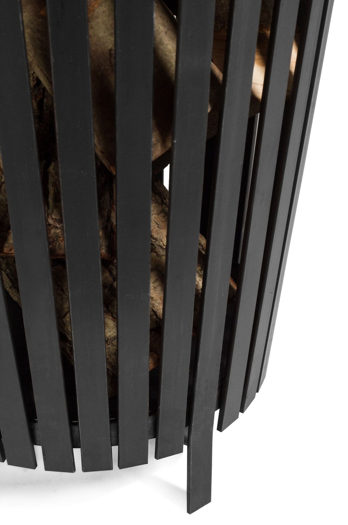 Cook King Fire Basket FLAME, studio detail shot 9