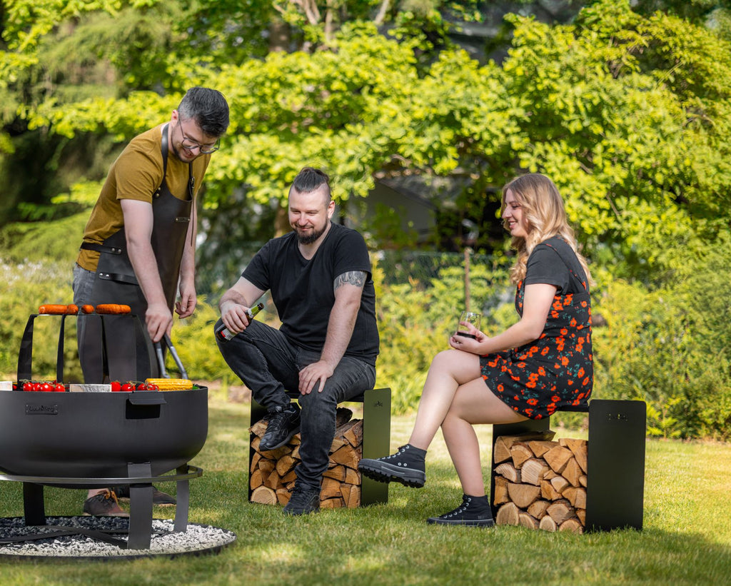 Cook King Wood Rack FUEGO, outdoor lifestyle shot 6