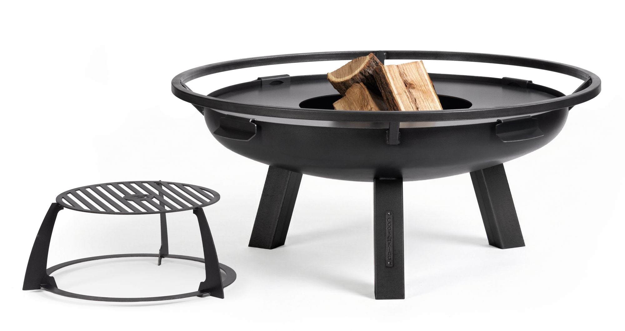 Cook King Porto 60cm Fire Bowl, studio detail shot 9
