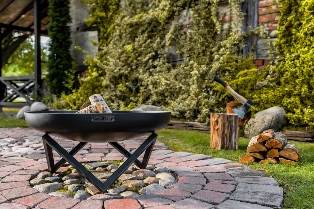 Cook King Santiago 70cm Fire Bowl in an outdoor setting