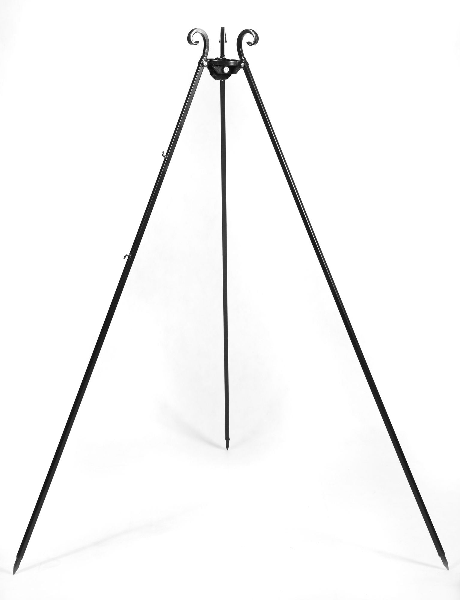 Cook King 180 cm Tripod with 60 cm Stainless Steel Grate, studio detail shot 10