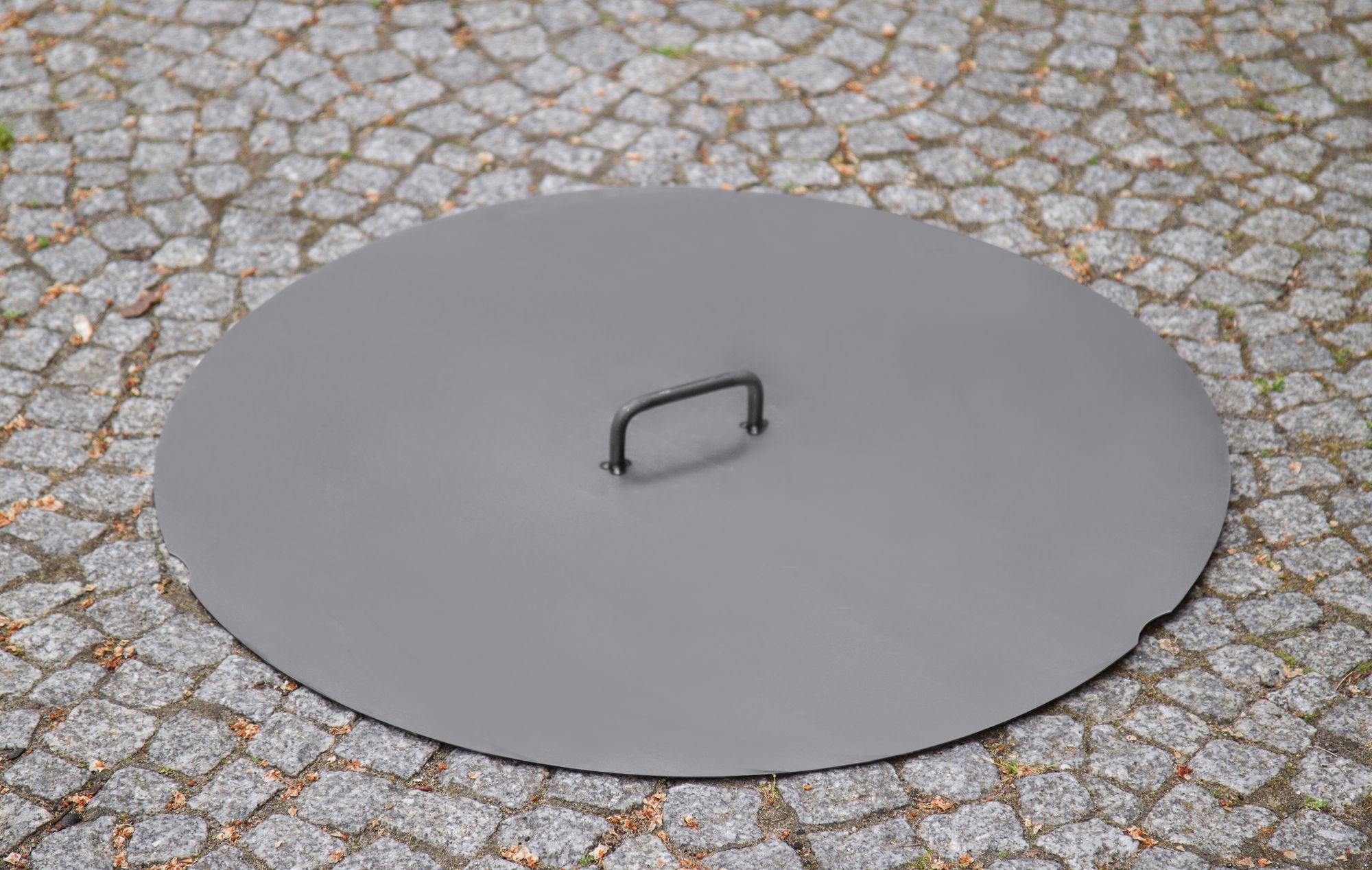 Cook King 72,0 cm Lid for Fire Bowl, outdoor lifestyle shot 3