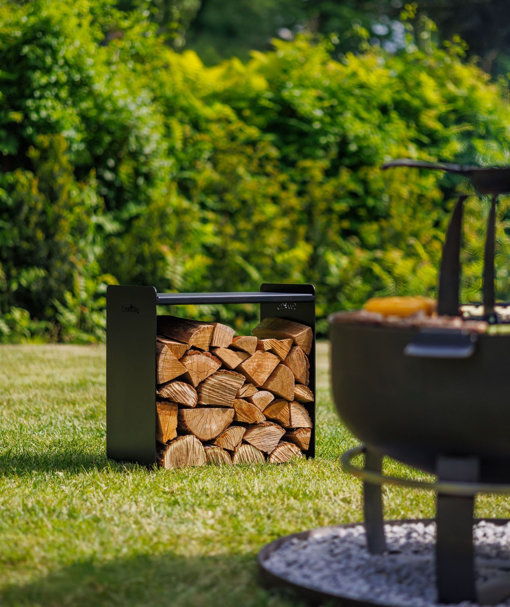 Cook King Wood Rack FUEGO, outdoor lifestyle shot 5